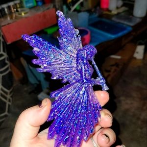 Resin angel , made once oder is placed